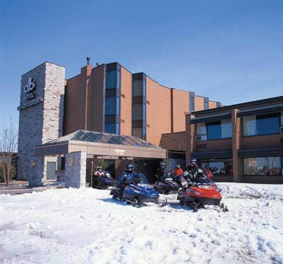 Hotels Gouverneur Rimouski Exterior foto